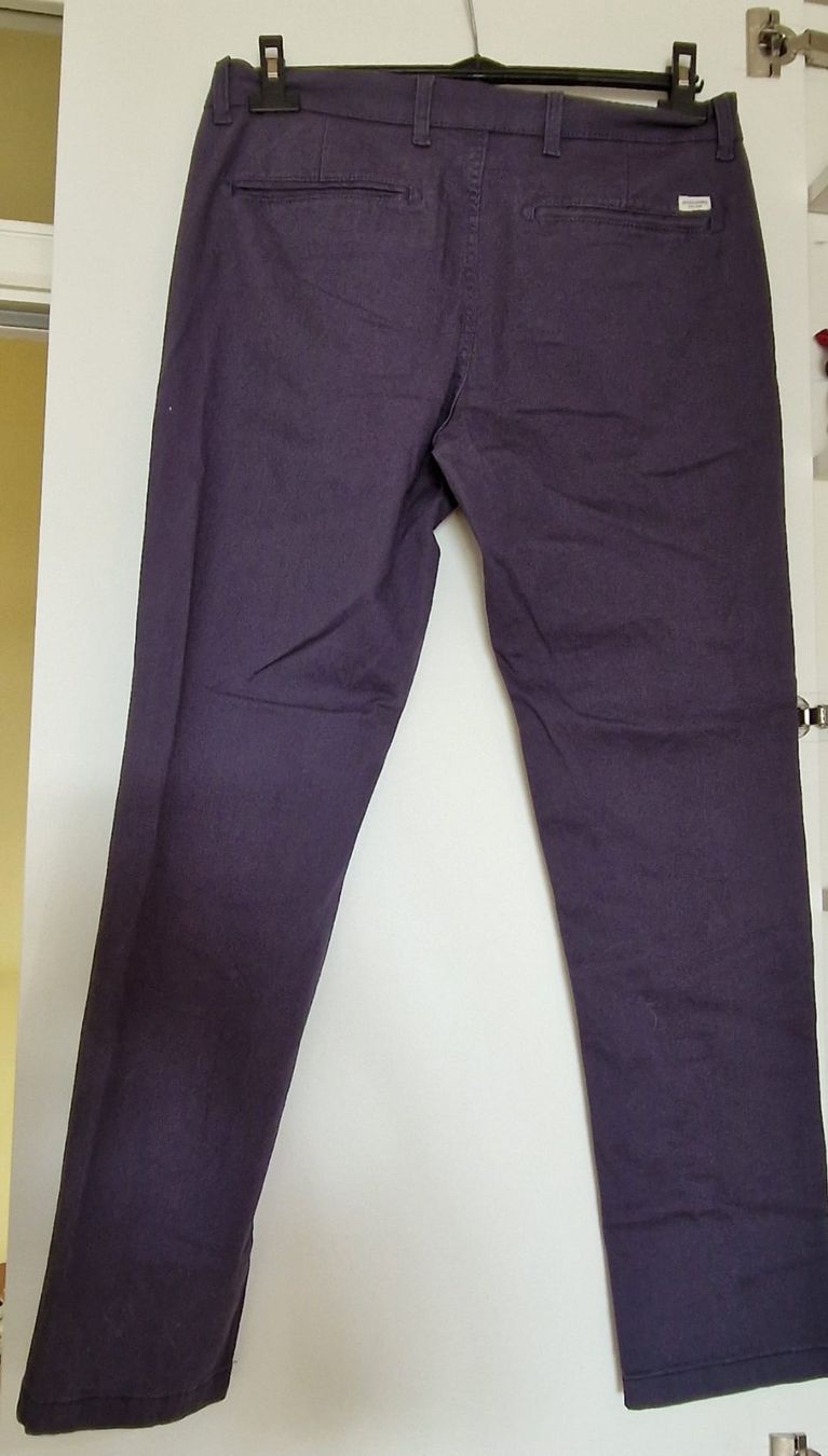 Jack & Jones Pantaloni: Pantalon Jack & Jones Slim 31/30 – Usato da Epalinges venduto da Ozili 1