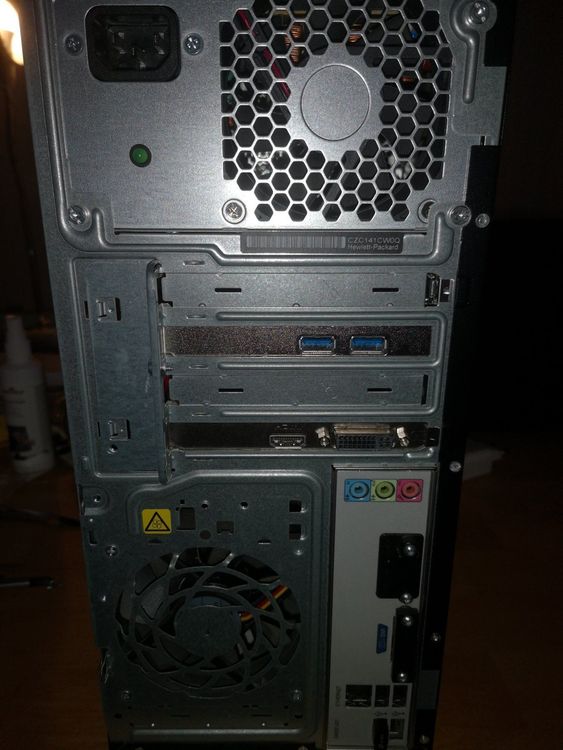HP Ensemble Clavier et Souris sans Fil 655