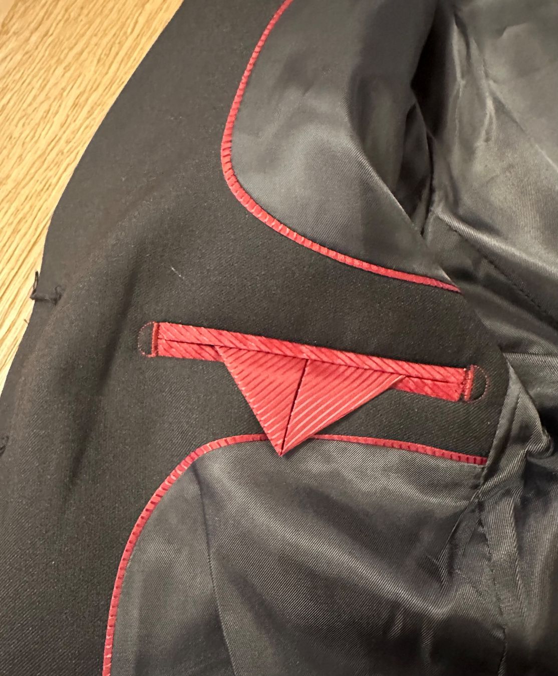Completi: Festliche Anzugjacke Gr.100 – Usato da Zürich venduto da Bastet6 4