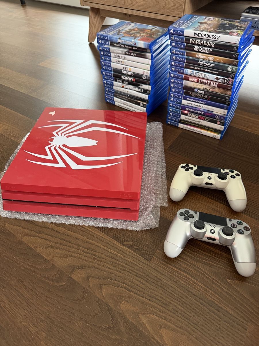Sony Konsolen: PlayStation 4 Pro Spiderman Edition + 33 games + 2 controlle – Gebraucht aus Kloten von Friendly_Collector