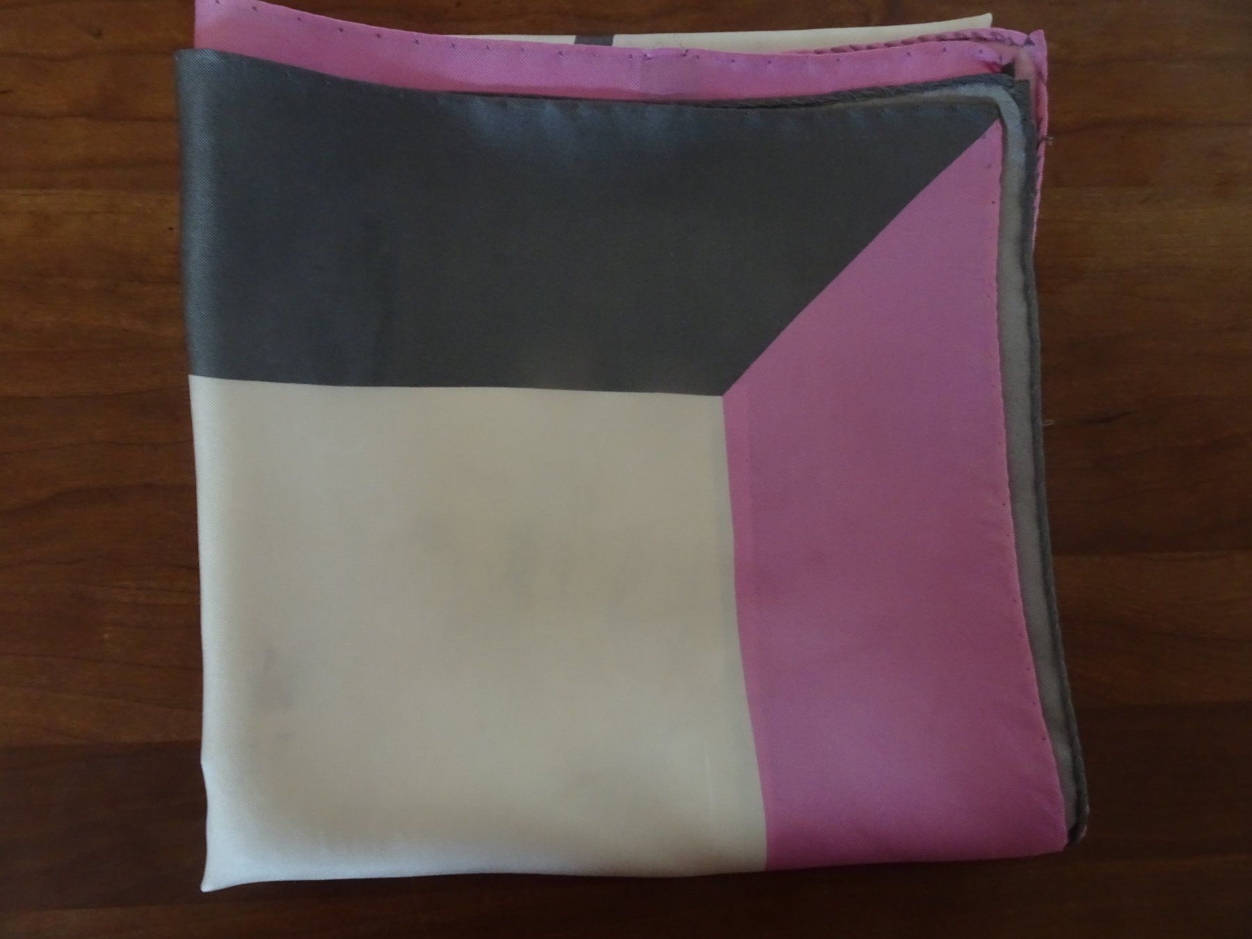 Foulard & Sciarpe: Seidenfoulard – Usato da männedorf venduto da purzelchen 3