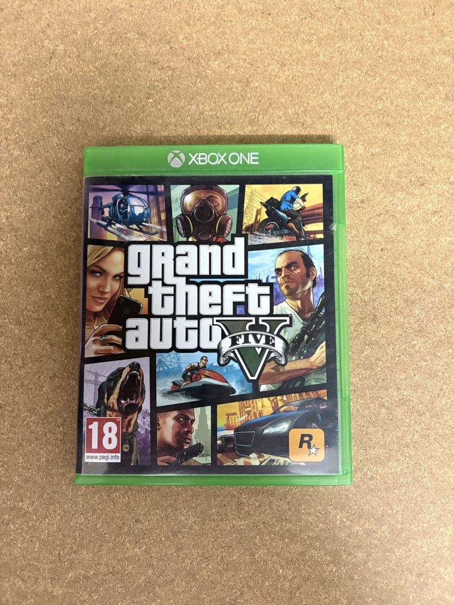 Microsoft Jeux: Grand Theft Auto V Xbox One – D'occasion à Schöftland par dardy1996