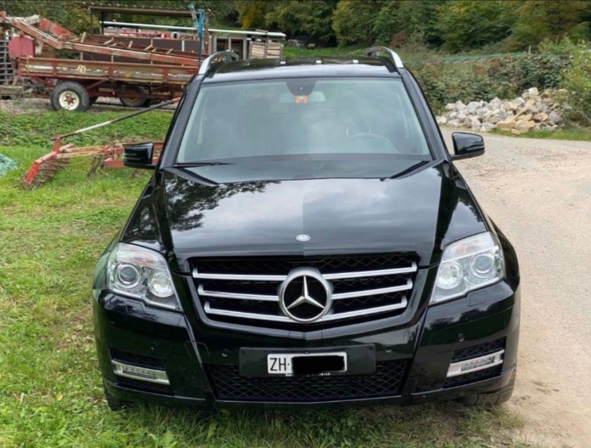 Mercedes-Benz Autos: Mercedes Benz 250 GLK 4x4 – D'occasion à Spreitenbach par Eidgnoss 1