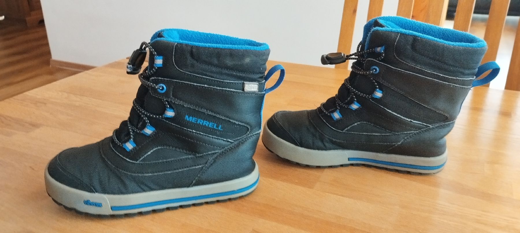 Merrell Scarpe per ragazzi: kinder Stiefel Merrel vibram GR 33 – Usato da Mörel venduto da MJoaoCosta 3