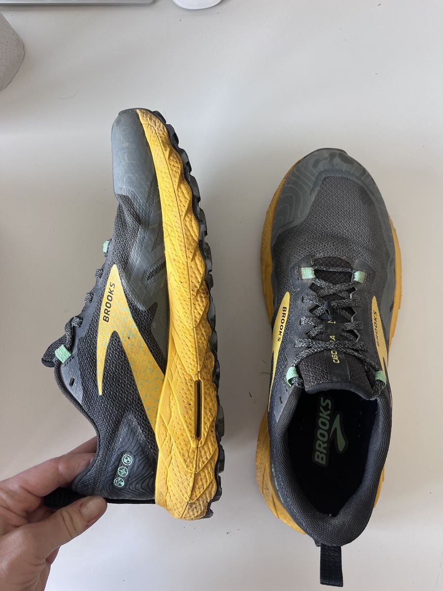 Brooks Herrenschuhe: Brooks Cascadia Trailrunningschuh – Neu (gemäss Beschreibung) aus Luzern von hir_clx2 1