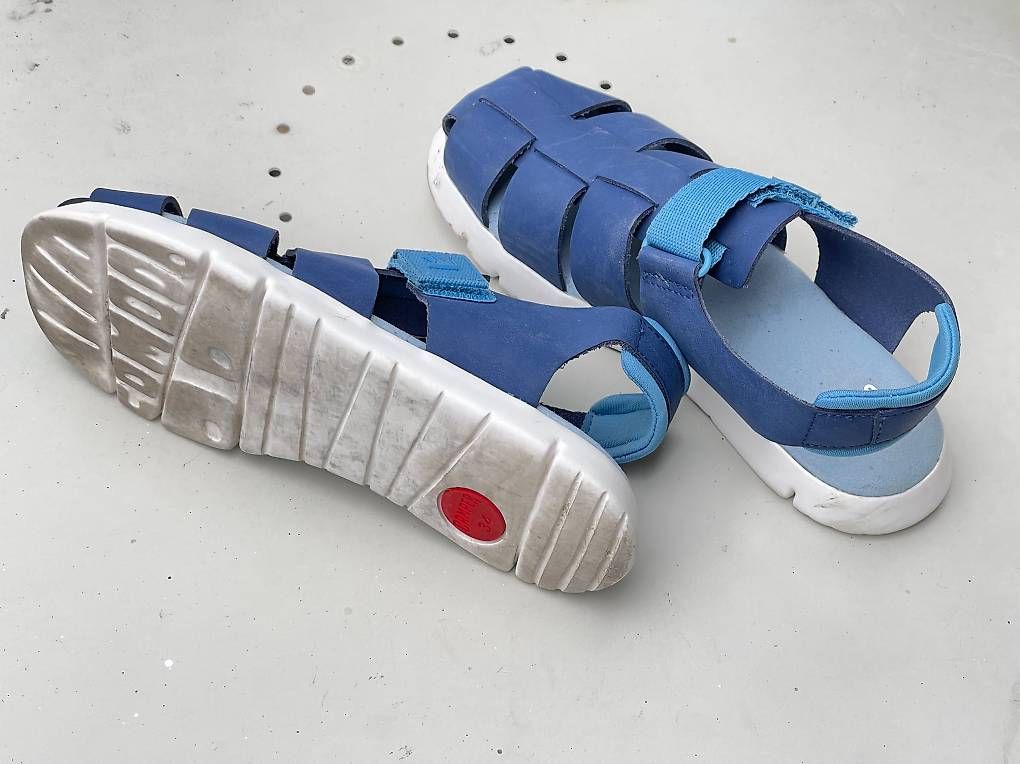 Schuhe für Jungen: Sandalen Camper, Gr. 34 – Gebraucht aus Zürich von kaufen.und.verkaufen 1