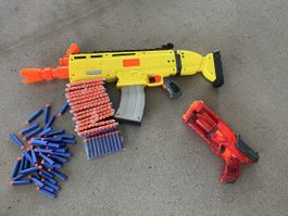 2 Nerf gun (1x special Fortnize edition) mit vielen, neuen S