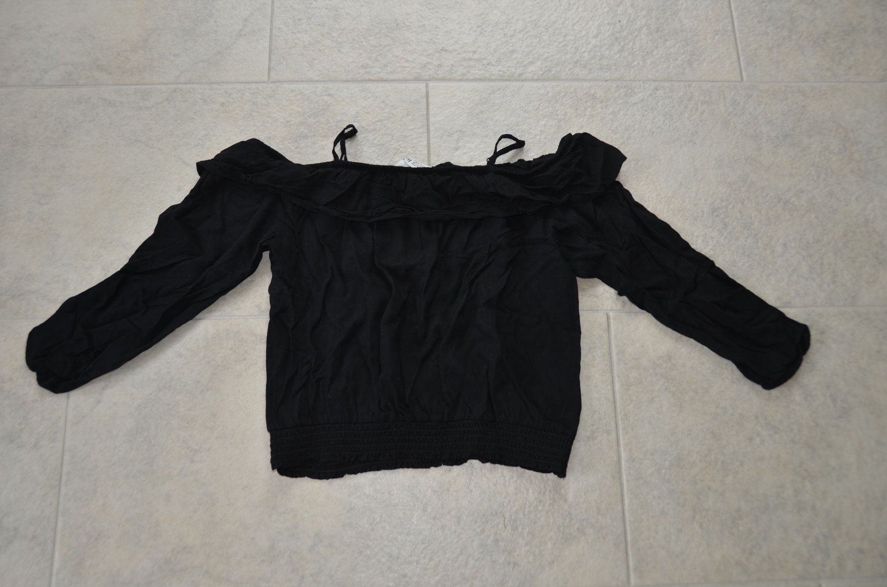 H&M Pullover & Sweatshirts: Shirt Grösse 152 H&M schwarz – Gebraucht aus Schleinikon von kissa07