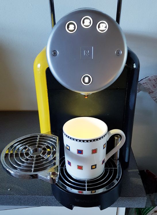 Machine à café Nespresso Professionnelle Zenius ZN 100 Kaufen auf Ricardo