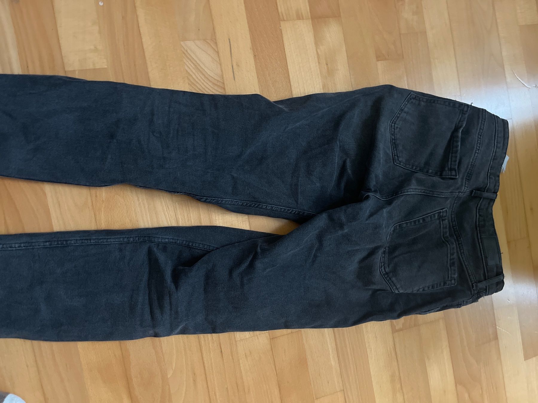 Hollister Jeans: Hollister Mom Jeans – Usato da Bülach venduto da SharonP01 1