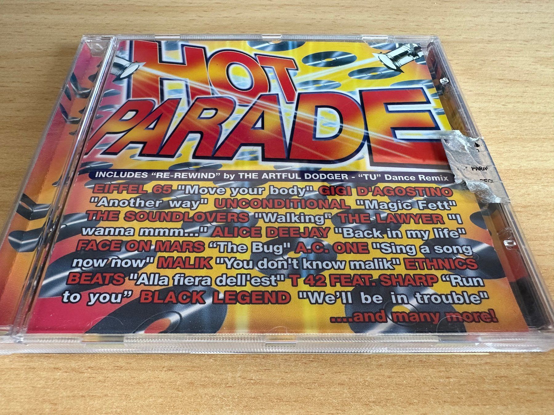 CD: Various – Hot Parade – Usato da Rikon im Tösstal venduto da Alpenmutz