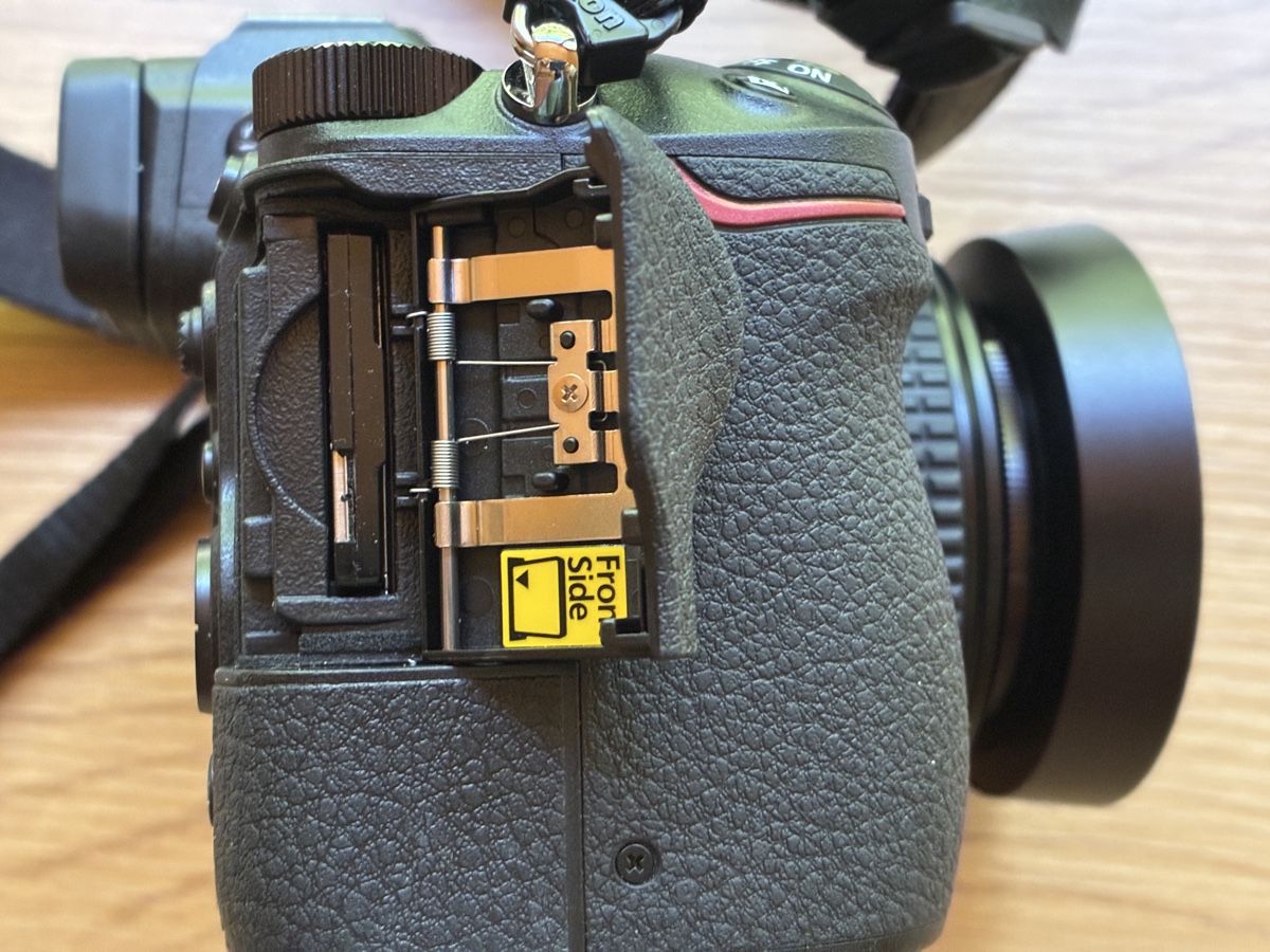 Nikon Fotocamera: Nikon Z7+ 28 mm – Usato da Grono venduto da Danny1960 4