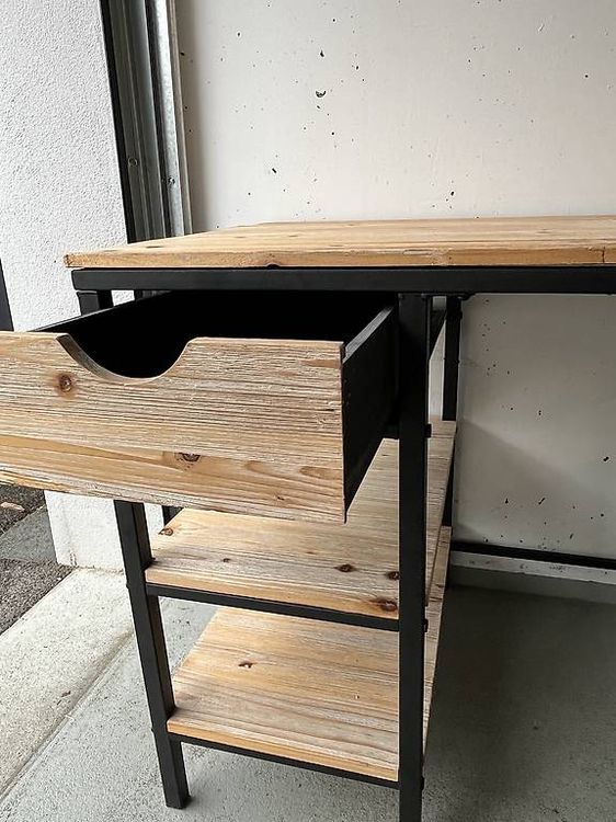 Bureaux: Moderner Bürotisch - Holz & Metall – D'occasion à Bern par Eliane.vdz 1