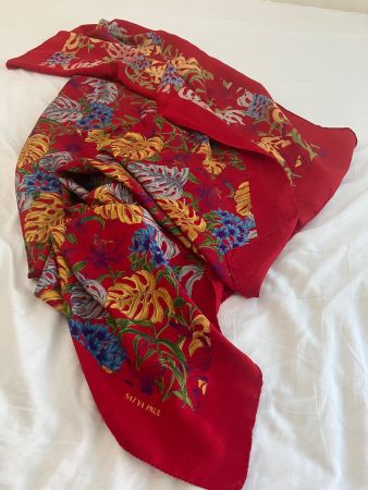 Lovely Silk Seide Schal Foulard Satya Paul