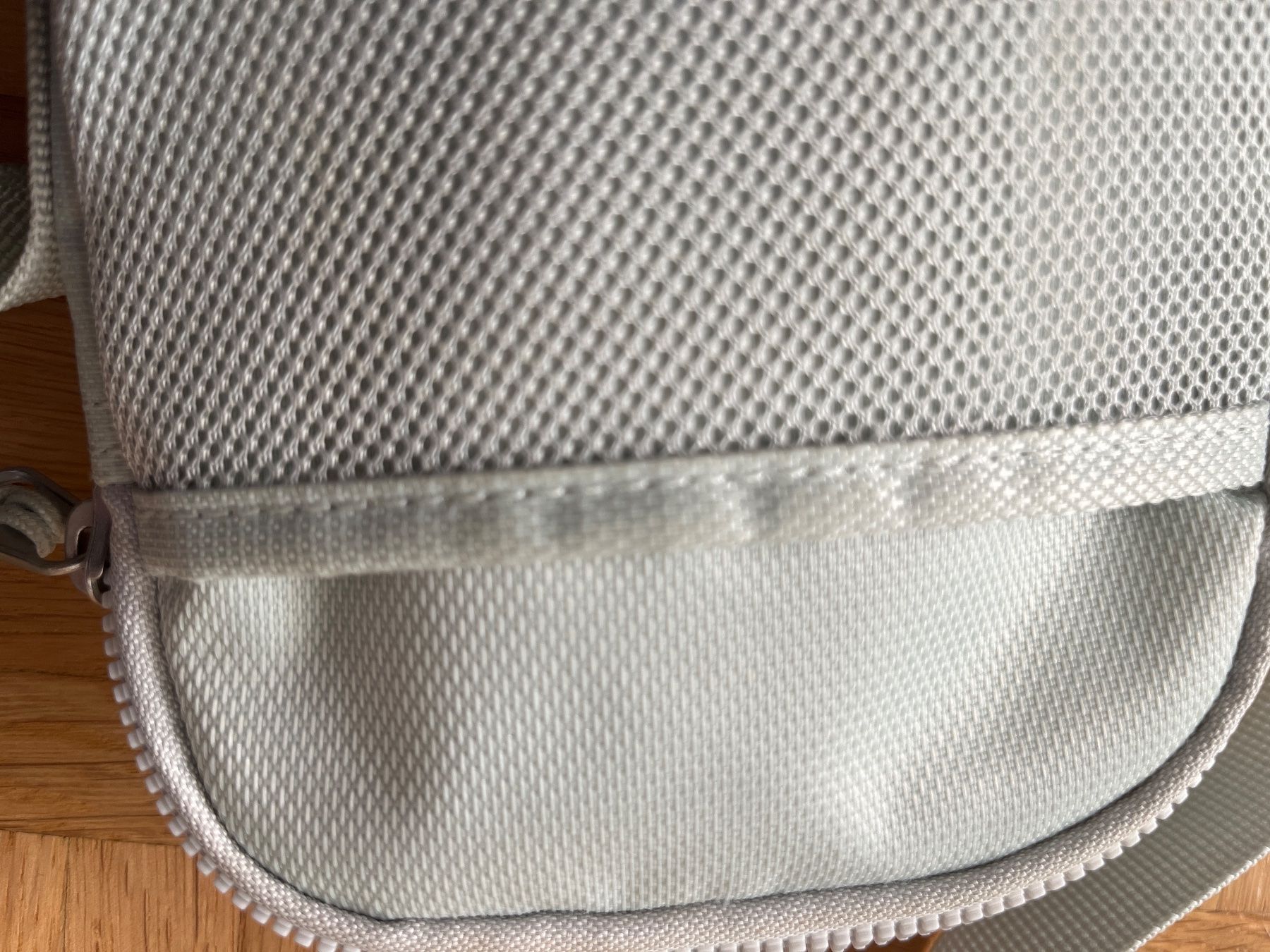 Nike Borse: Stylishe Nike Umhängetasche hellblau/grau – Usato da Dübendorf venduto da ani_xht5 3