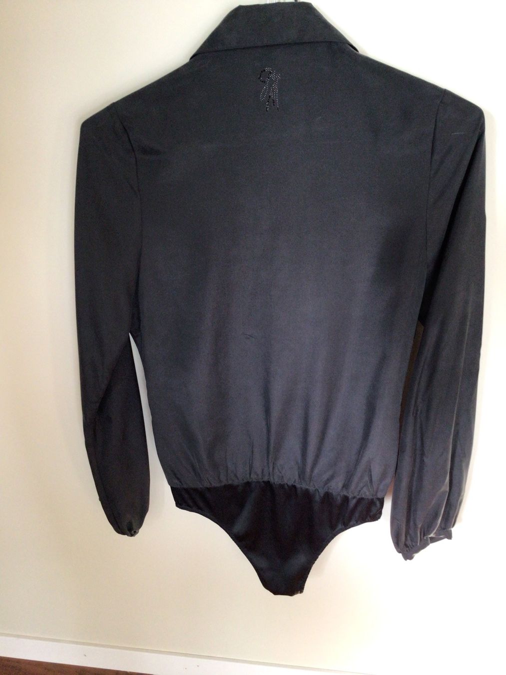 Guess Camicette: Köper Guess x Marciano – Usato da Zürich venduto da ElarmariodeRuth 2