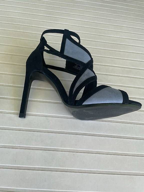 Zara Scarpe da donna: Neue, elegante High Heels Sandaletten – Usato da Kriens venduto da miss_sarahchen 3