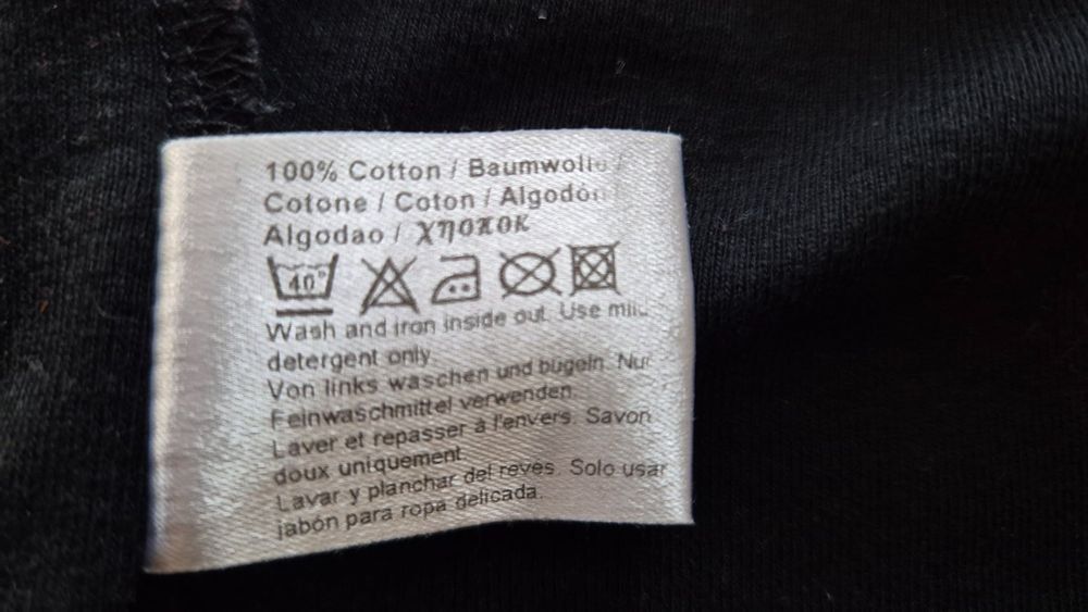 Hugo Boss T-shirt: schwarzes Trägershirt "Boss" Gr.M – Usato da Wängi venduto da Maur1 3