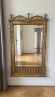 Grand miroir ancien en bois doré, style Louis XVI