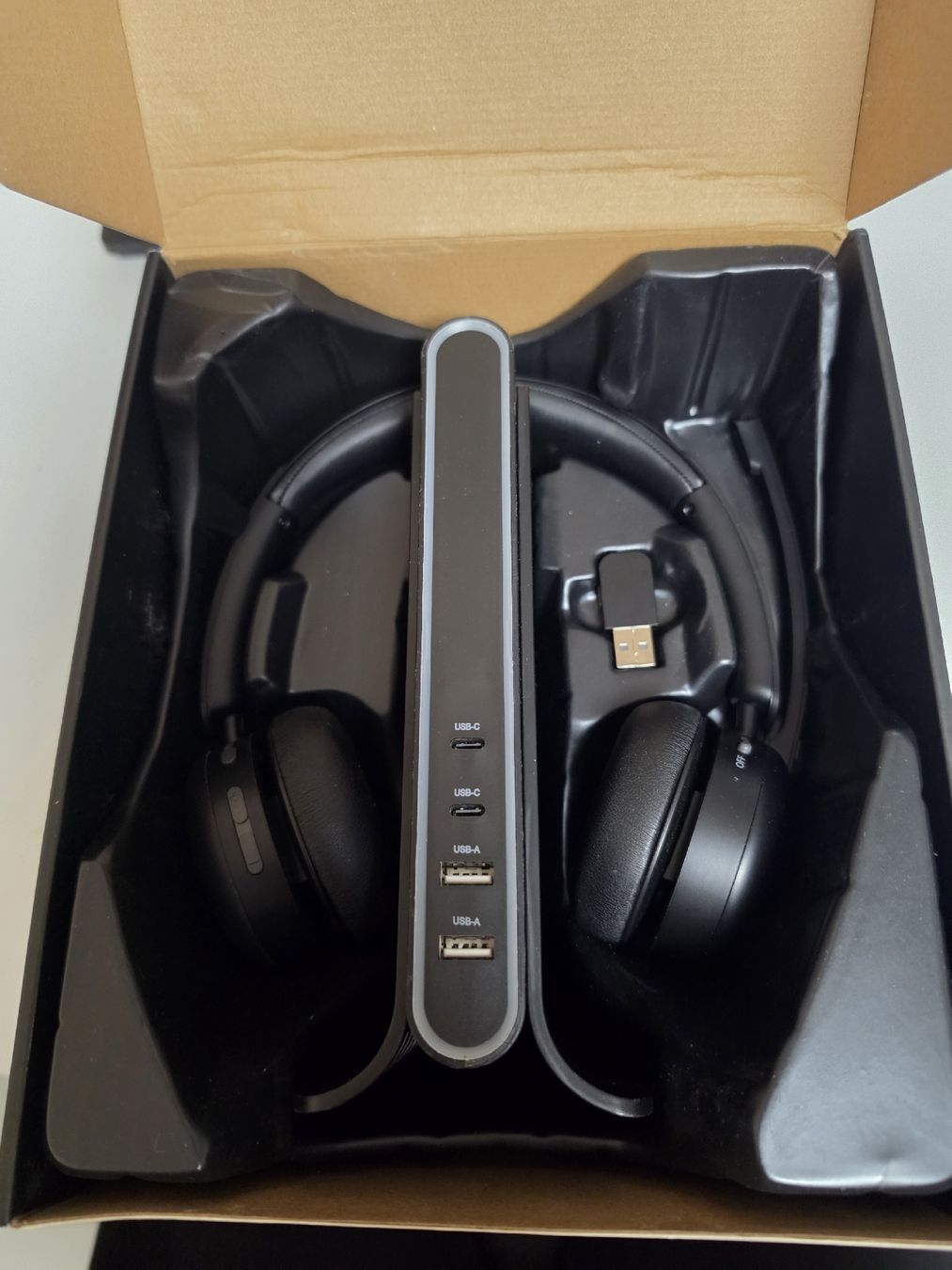 Cuffie: Kabelloses Stereo Headset KH155M mit Ladestation  – Nuovo (secondo la descrizione) da grenchen venduto da M.1.M 2