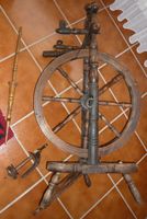 Spinnrad aus Holz