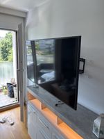 Samsung 55 Zoll Smart TV mit Wandhalterung, top Zustand 📺