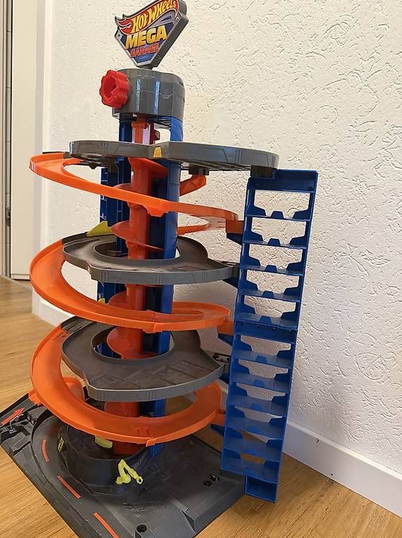 Jouets: Autospielzeug – D'occasion à Rothenburg par Hari.A 2