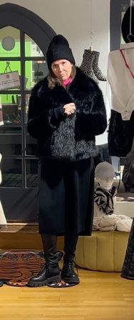 Super schöne, warme schwarze Kunstfelljacke - M