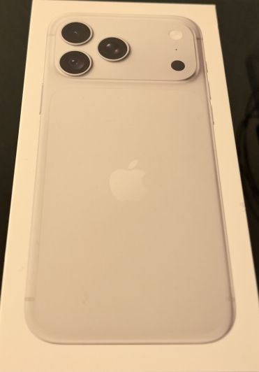 Apple Handys / Smartphones: Apple iPhone 18 Pro Max 256GB Silver Neu – Neu und originalverpackt aus Olten von kha_9n8w 3