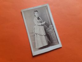 SCHWIIZER JUGEND DAZUMAL - JEUNE FRIBOURGOISE - FRIBOURG