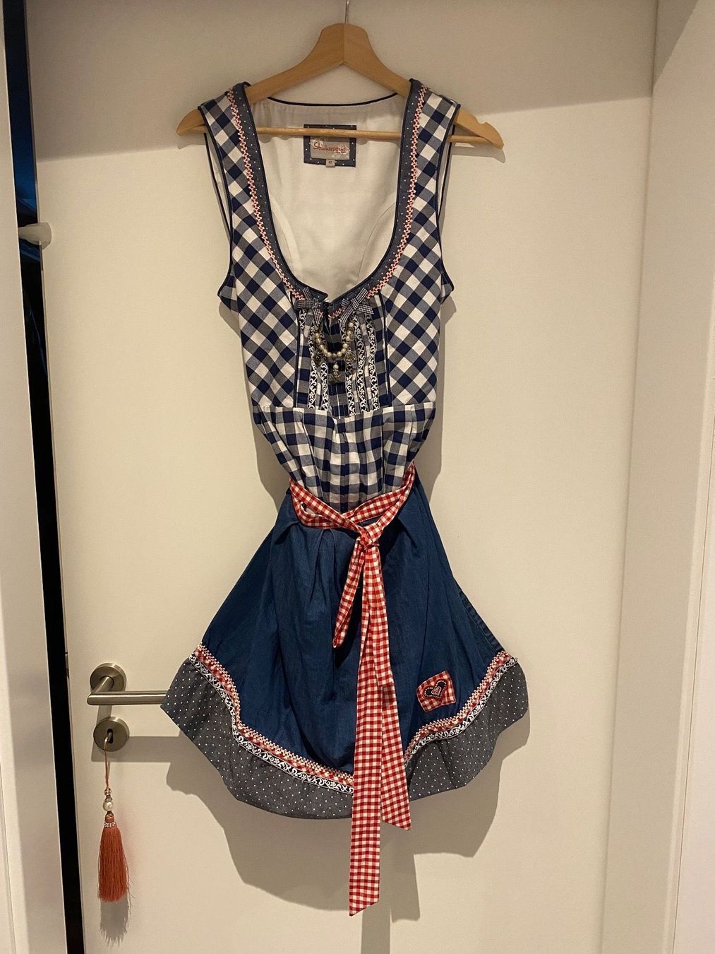 Kostüme: Dirndl vom Stockerpoint – Gebraucht aus Dottikon von 0Micia0