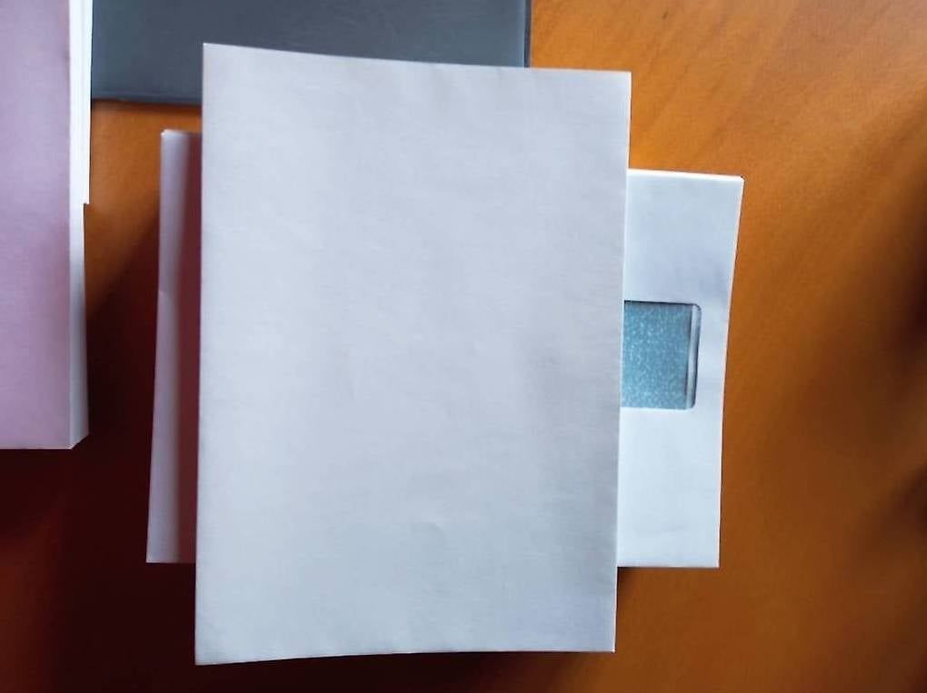 Buste & buste per spedizione: Enveloppes & papiers – Nuovo (secondo la descrizione) da Bercher venduto da Canasson