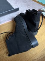 Schuhe 37