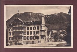 BUOCHS - Hotel Krone // 7 kleine Löcher //