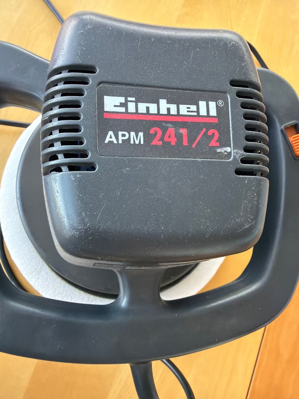 Einhell Tutte le macchine: Ab 1.- Polier-Maschine Einhell APM 241/2 110W – Usato da Attelwil venduto da Canelle67 2