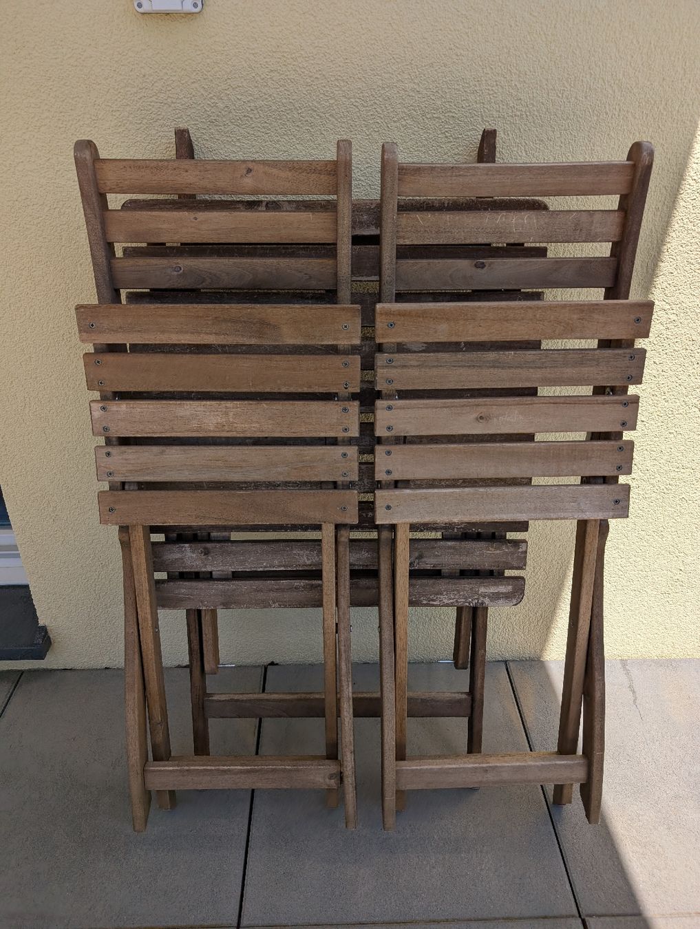 Ikea Set di tavolo e panche: Gartentisch mit zwei Stühlen, Askholmen Ikea – Usato da Buttwil venduto da Sadusk 3