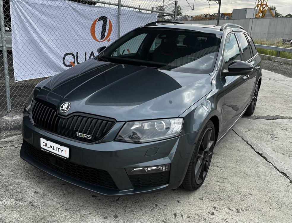 Skoda Octavia 2.0 TDI RS 4x4 / DSG / Frisch MFK