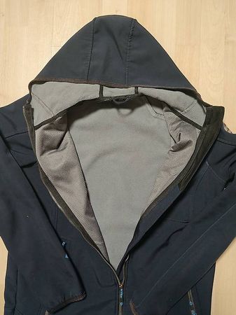 Softshelljacke gefüttert dunkelblau Gr. 176