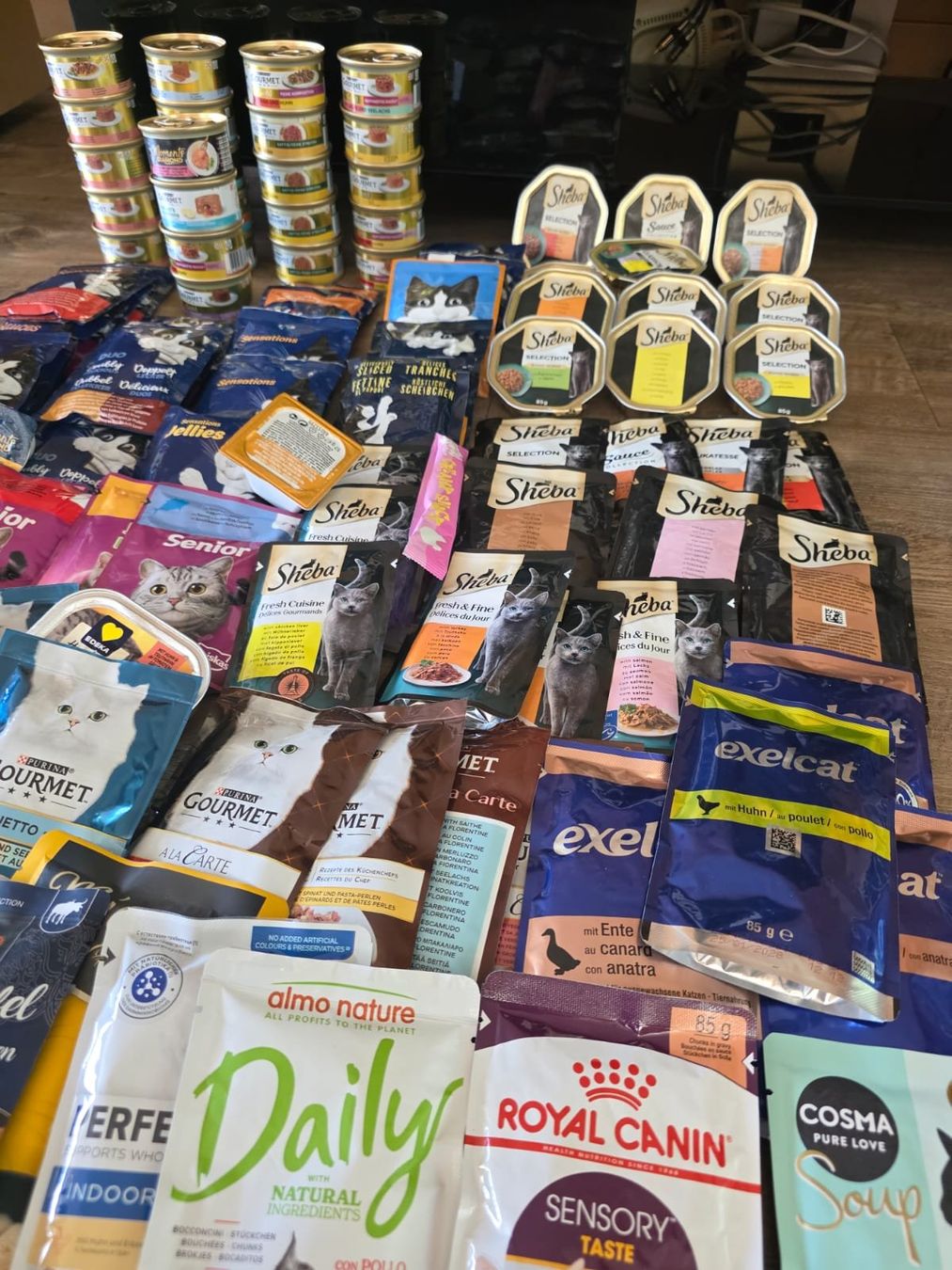 Nourriture: Katzenfutter Multipackung Nassfutter verschiedene Marken neu – D'occasion à Sattel par singlespeed101 3