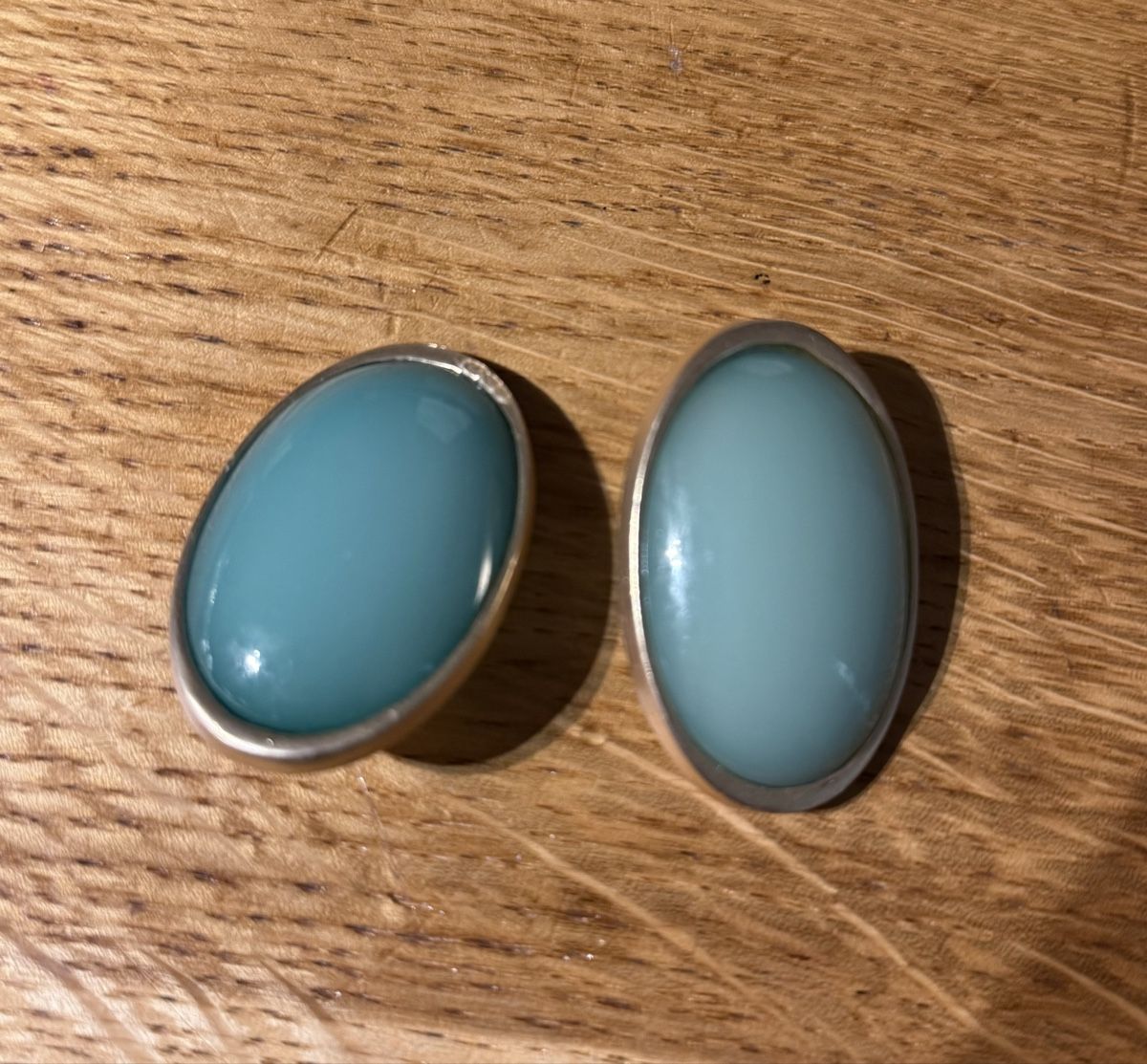 Boucles d'oreille: Ohrstecker oval mit blauer Einlage  – D'occasion à Siebnen par koschitoschi 1