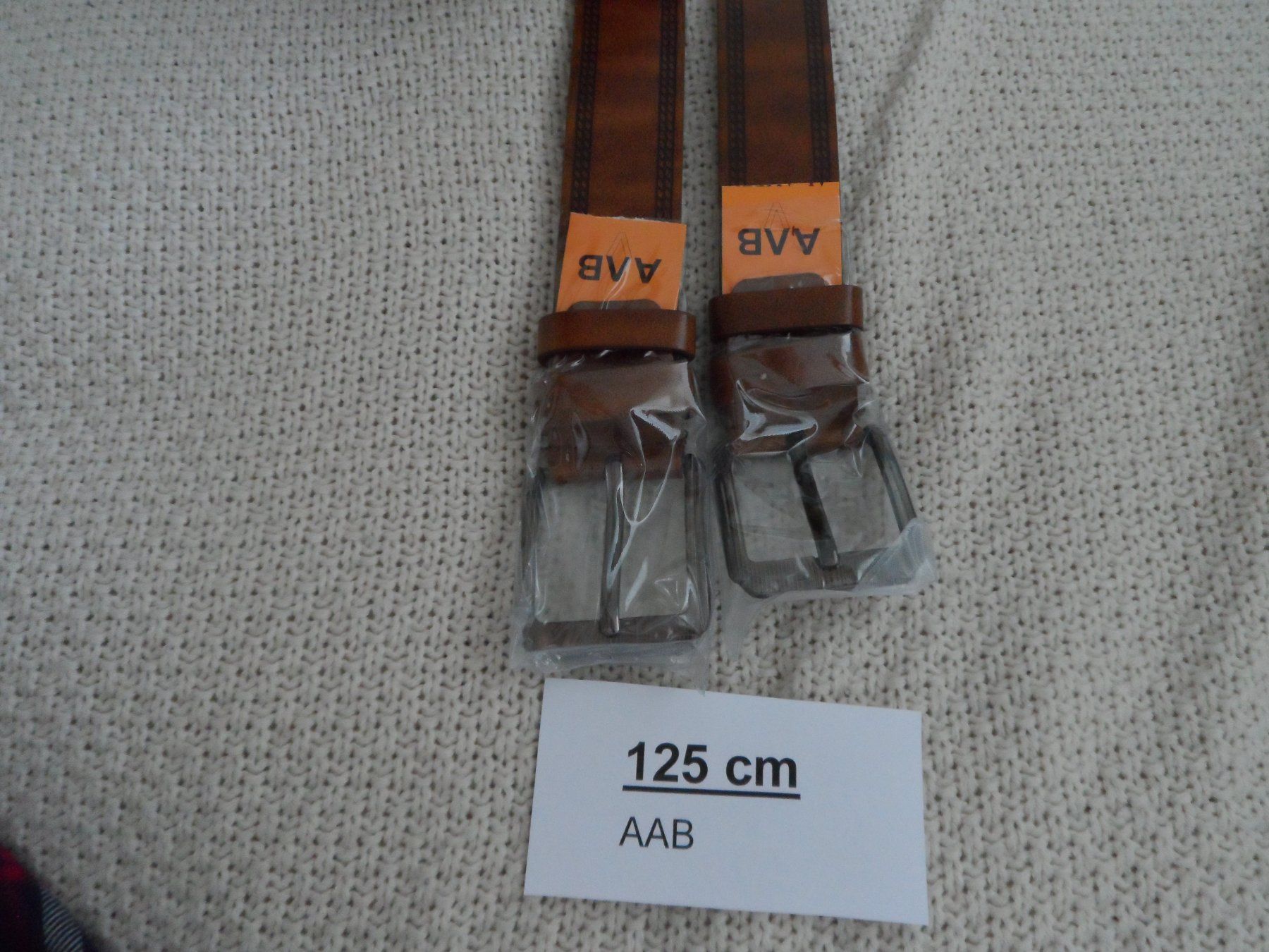 Cinture: Herren Gürtel 125cm Neu ,2 Stück – Nuovo e nell'imballaggio originale da Riehen venduto da tamola67