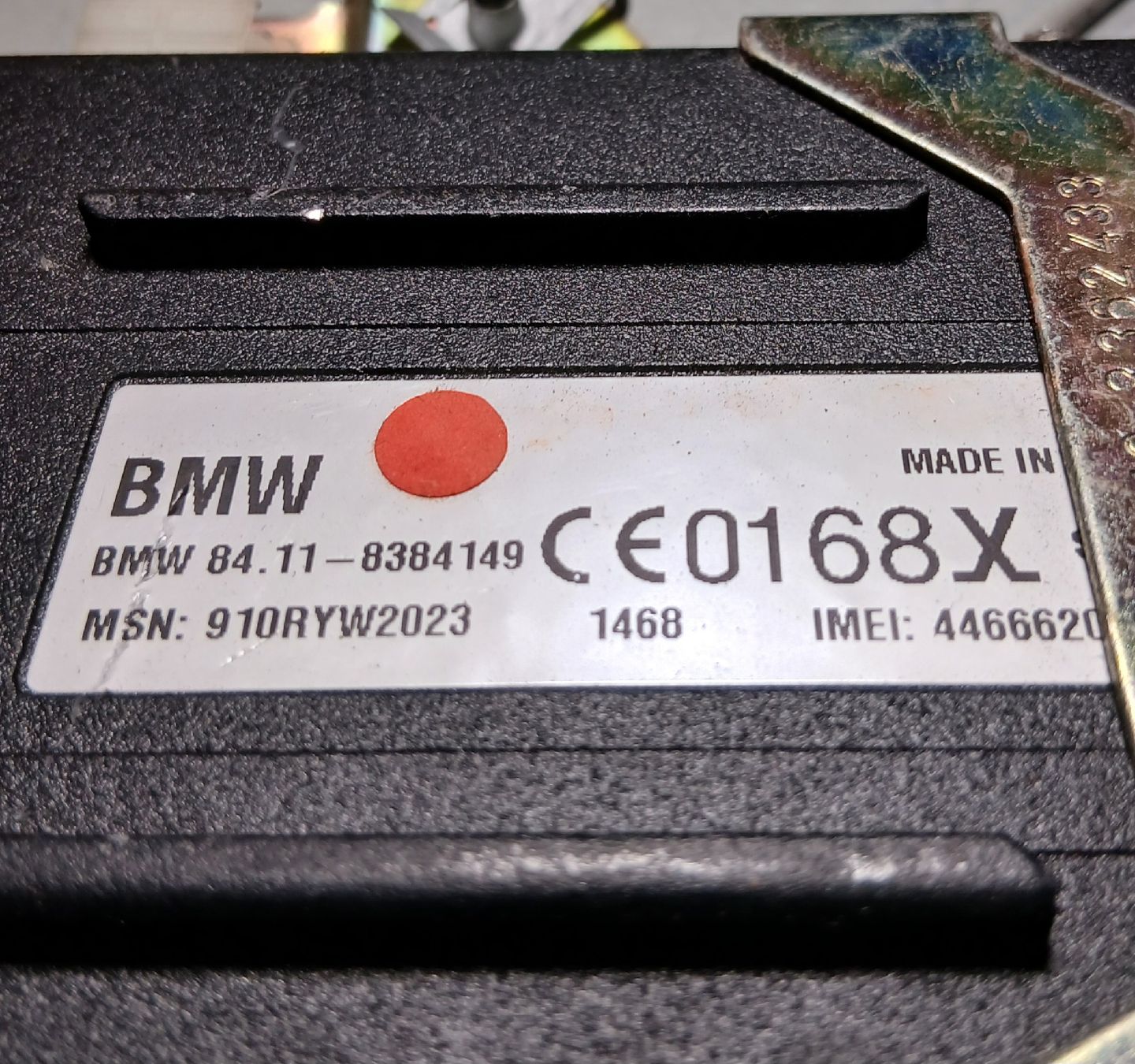 BMW Tutti pezzi di ricambio auto: Boîtier téléphone BMW E38 740 4.4 – Usato da la heutte venduto da Auto-stock 1