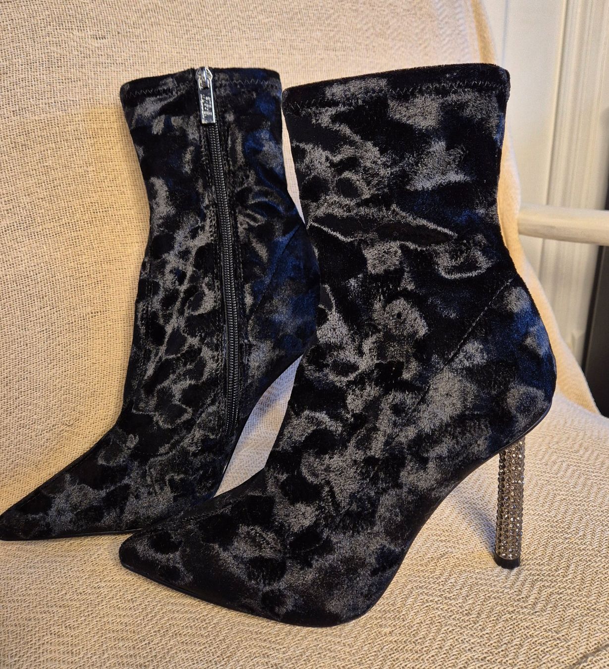 Steve Madden Scarpe da donna: Stiefeletten mit glänzendem Absatz – Nuovo e nell'imballaggio originale da Leissigen venduto da ali_k9v8 9