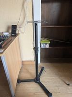 supports pour enceintes de monitoring  réglables en hauteur