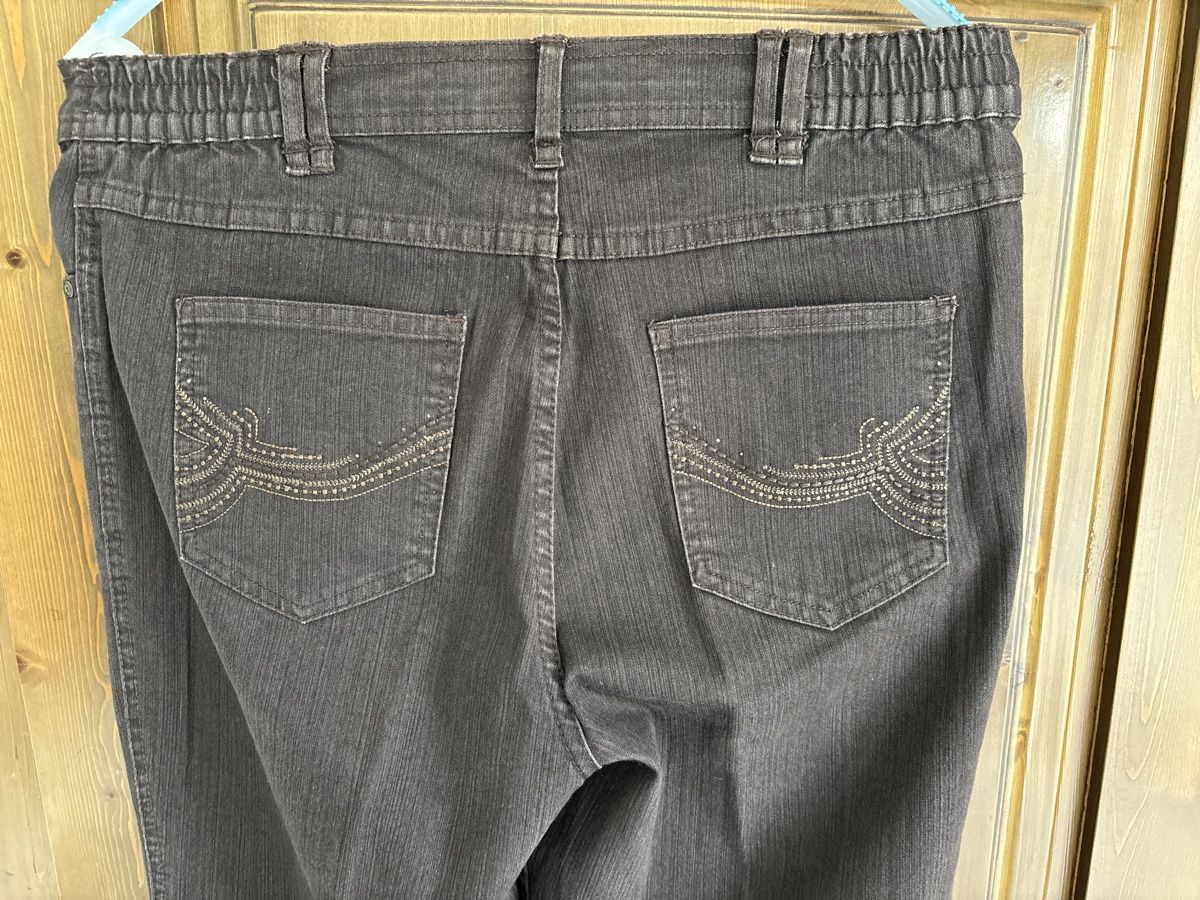 Jeans: Jeanshose Kingfield Grösse M – Usato da Hendschiken venduto da Uraniali 4