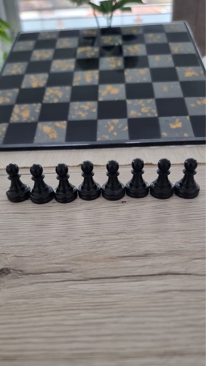 Giochi: Jeu d'échecs / chess – Nuovo e nell'imballaggio originale da Moutier venduto da francisco20 6