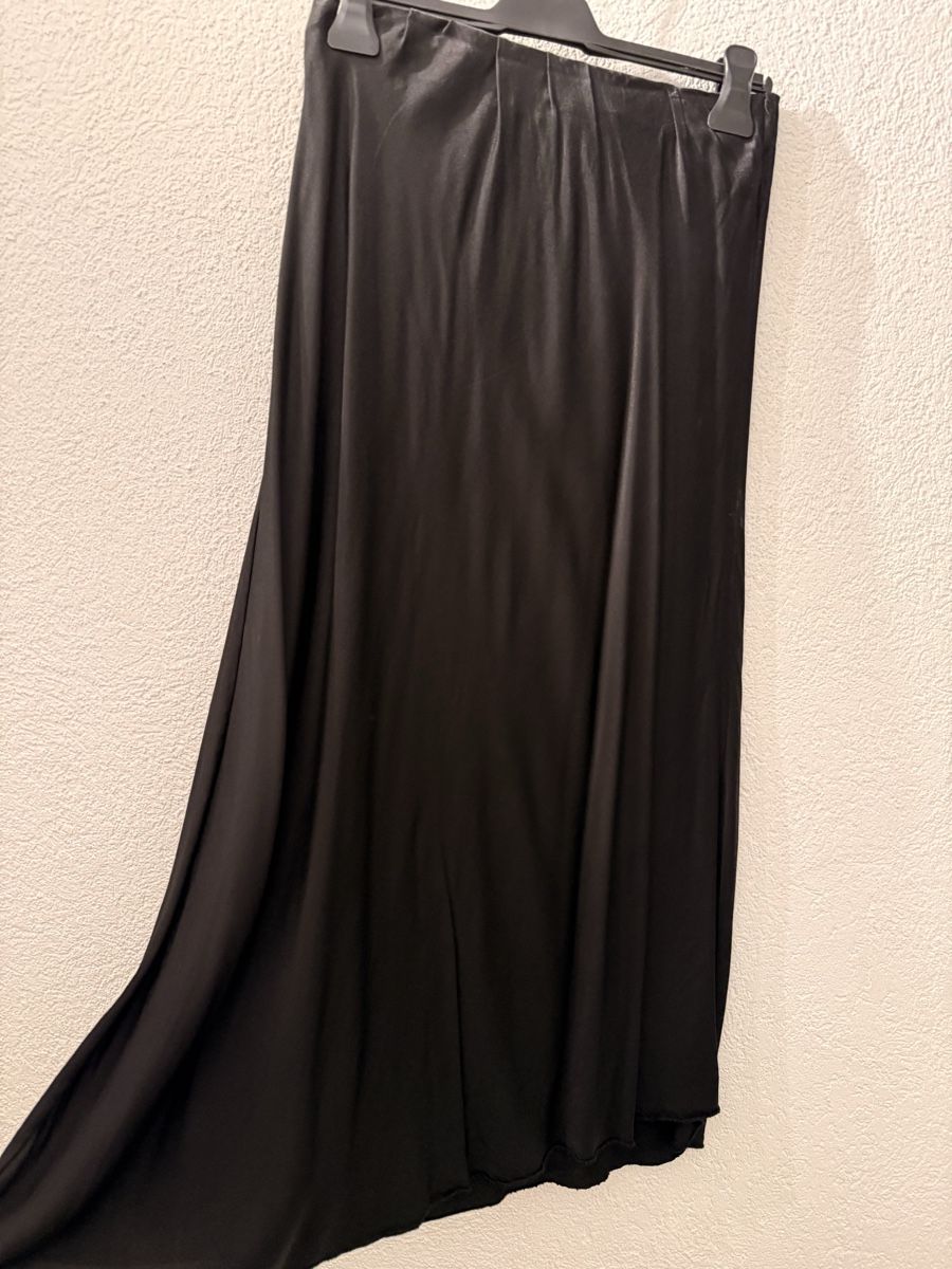 Gonne: Langer Rock schwarz Satin Größe Grösse one size – Usato da Wallbach venduto da Stefanie81 1