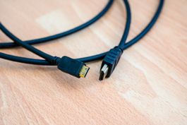 Top! HAMA Kabel, HDMI Kabel, 2.1 Meter Länge, praktisch