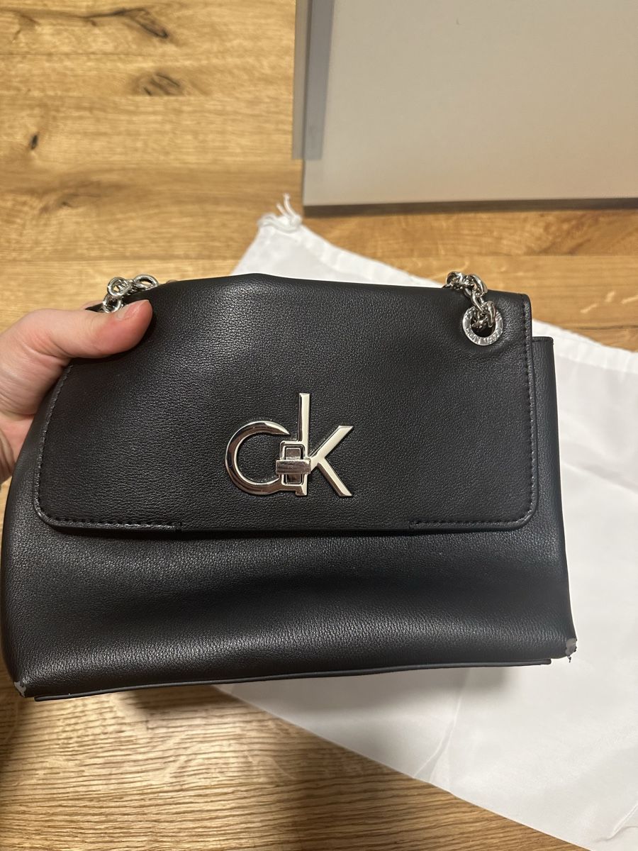 Calvin Klein Borse da donna: Calvin Klein Tasche – Usato da Turbenthal venduto da arb_g87g 1