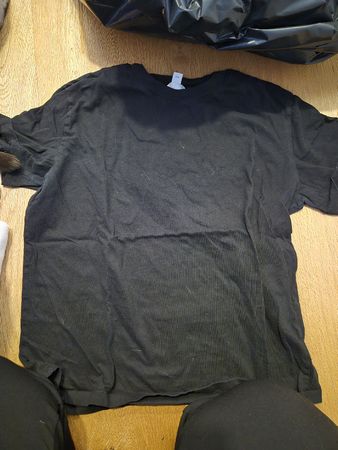 T-Shirt schwarz Grösse M guter Zustand